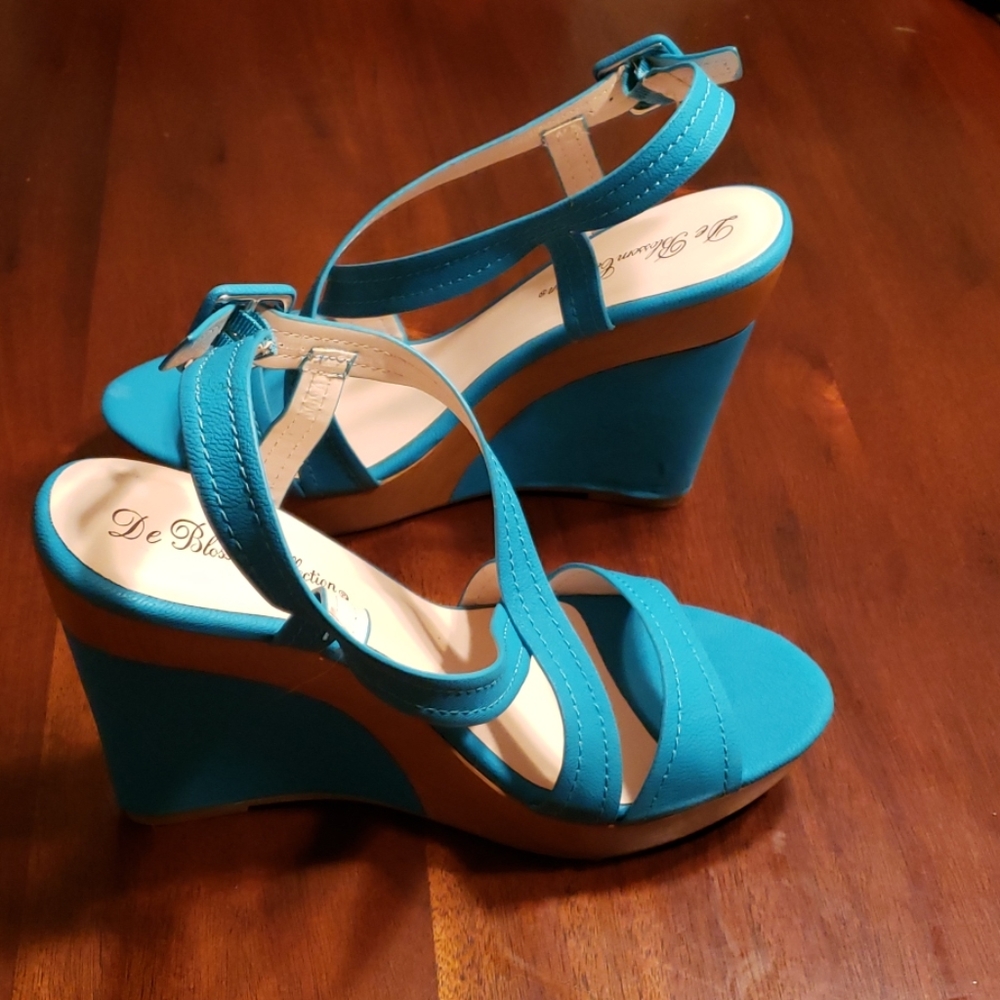 🖤Turquoise Wedges 🖤